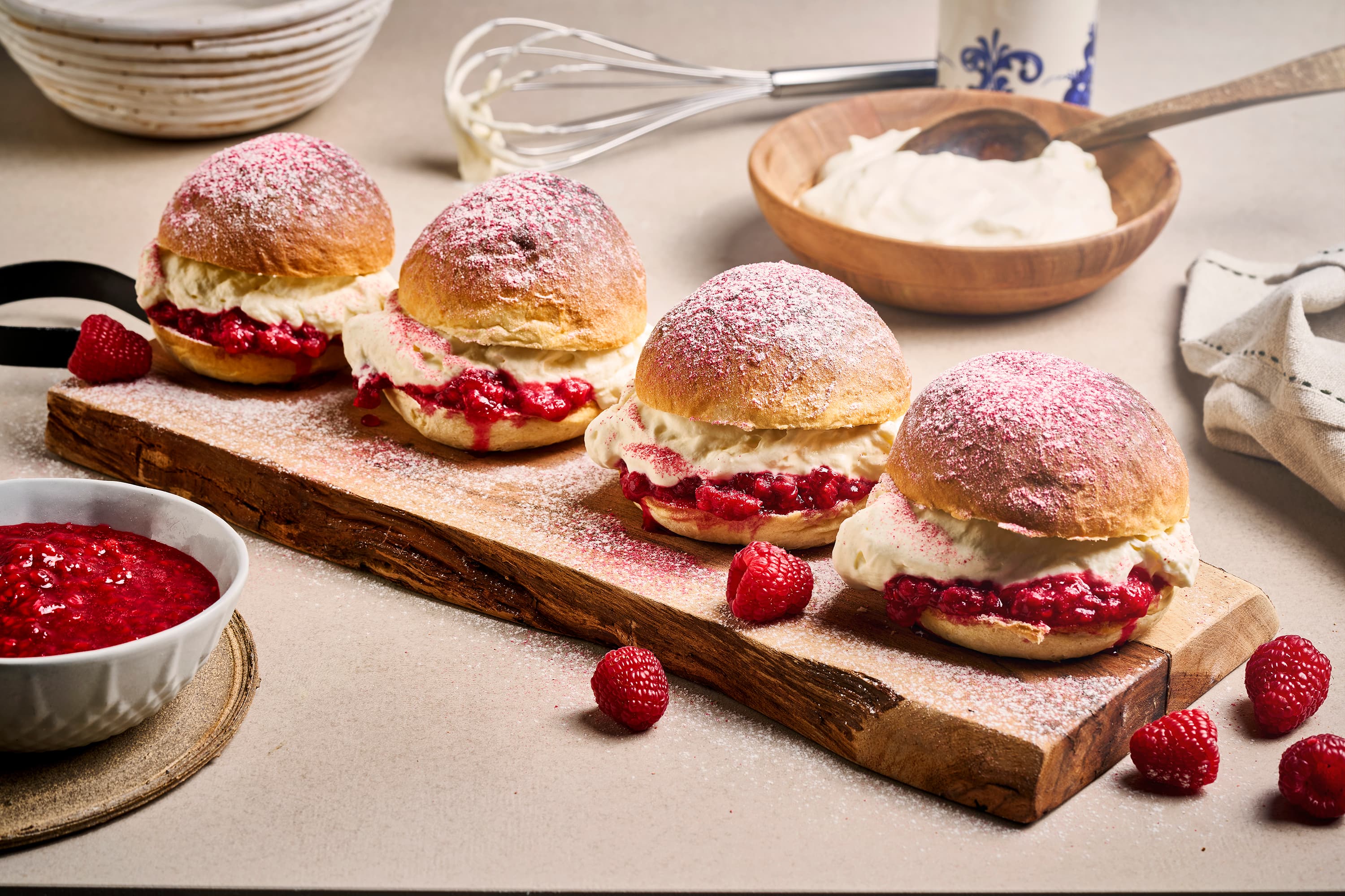 fastelavensbollermednyrortebringebaer